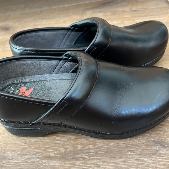 Danskos size 38 - Picture 3 of 3